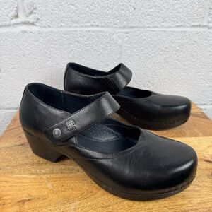 Dansko Tandy Black Leather Mary Jane Clogs Size 41 (US 10.5–11)